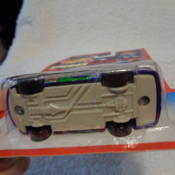 Terry LaBonte Hot Wheels Pro Racing 1/64 Car Kellogg's Spooky Fruit Loops 1997 - Picture 14 of 14